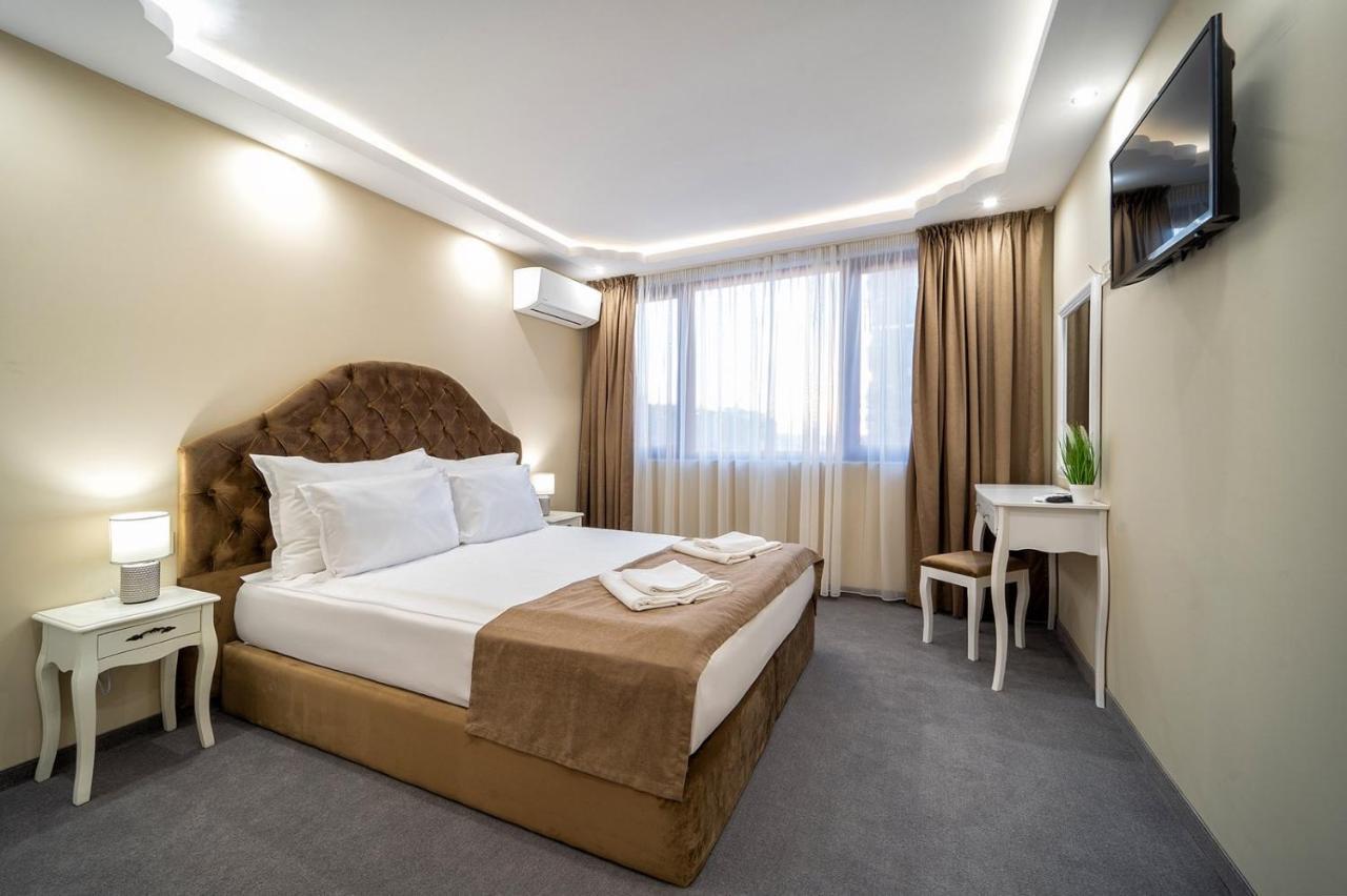 Hotel Rivera Dobrich Ngoại thất bức ảnh